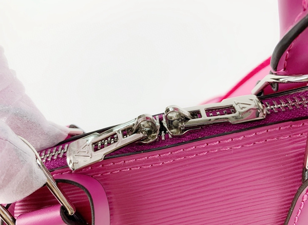 ルイヴィトンバッグ細部ディテール